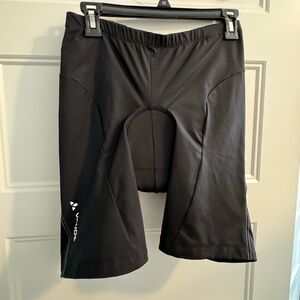 NWT men’s biking shorts